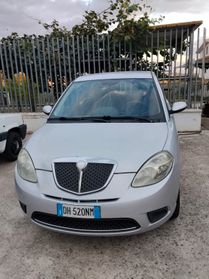 Lancia Y 1.1i cat Elefantino Blu