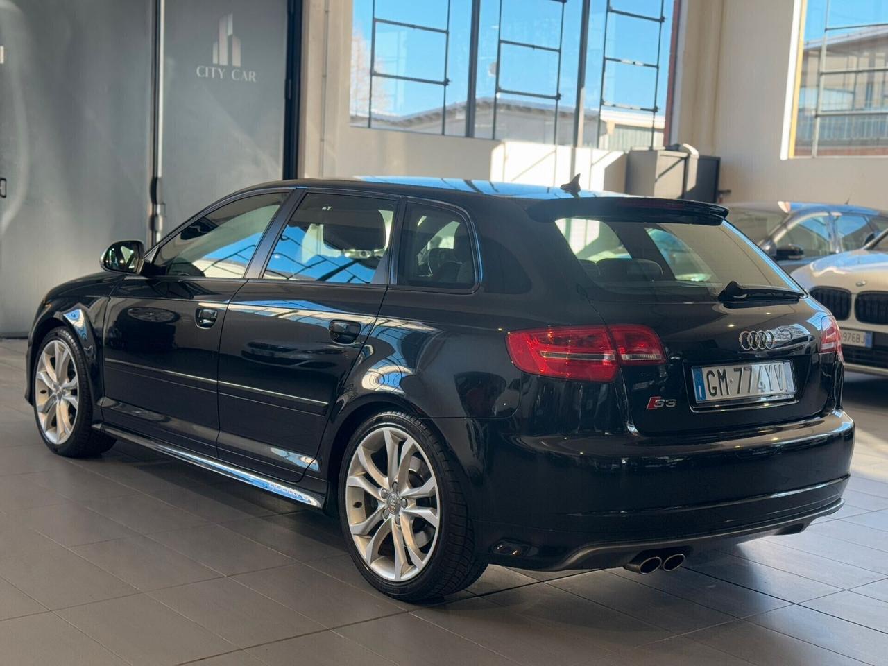 Audi S3 Sportback 2.0 tfsi quattro