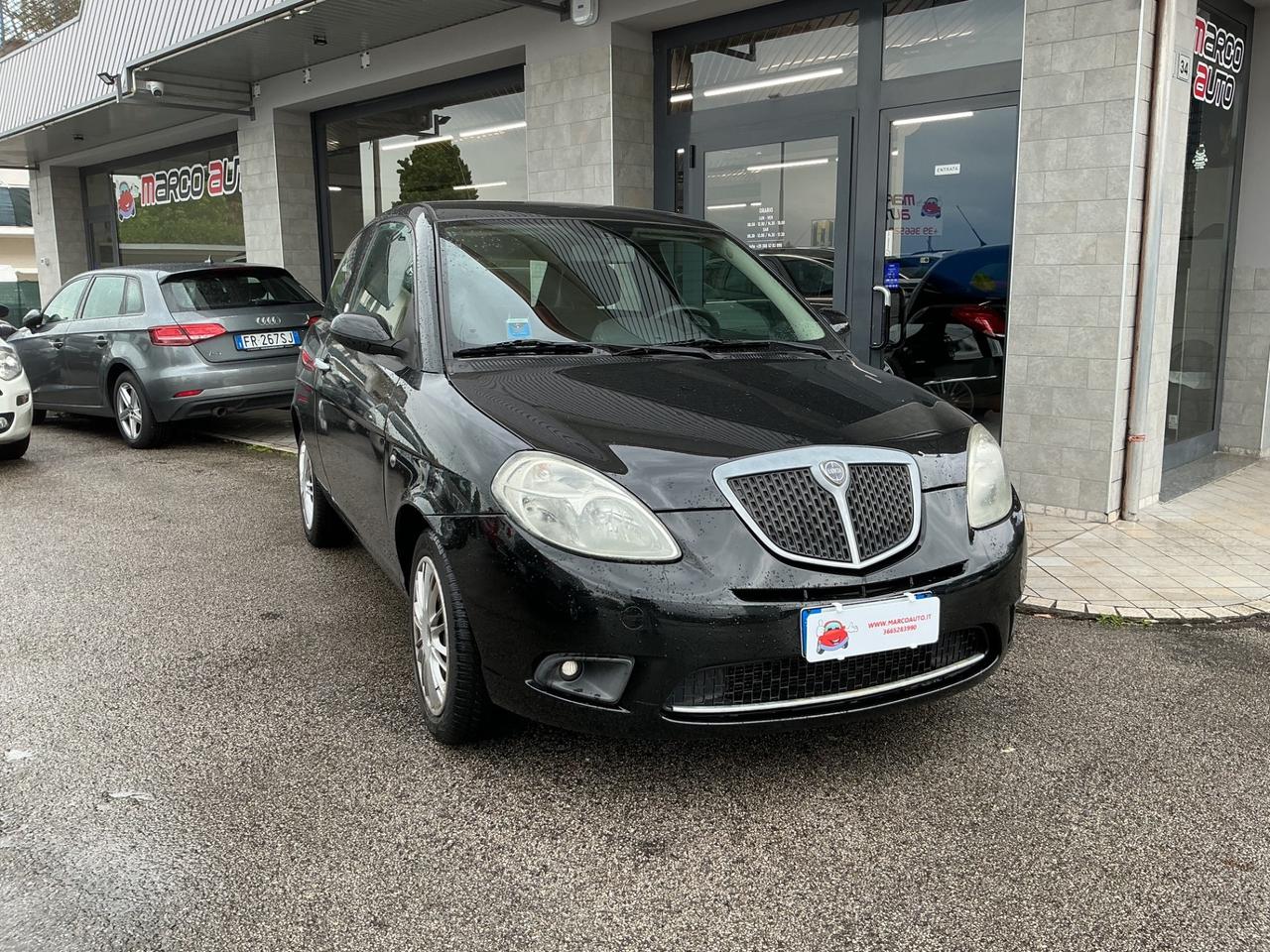 Lancia Ypsilon 1.4 GPL Neopatentati