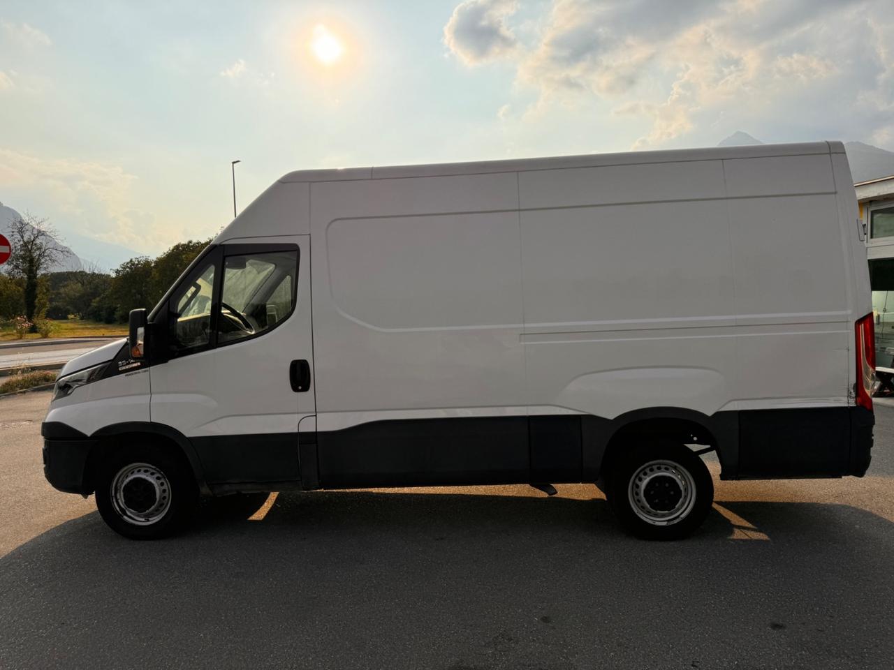 Iveco Daily 35S14 2.3 MTJ 150cv 3p AUTOMATICO PERFETTO