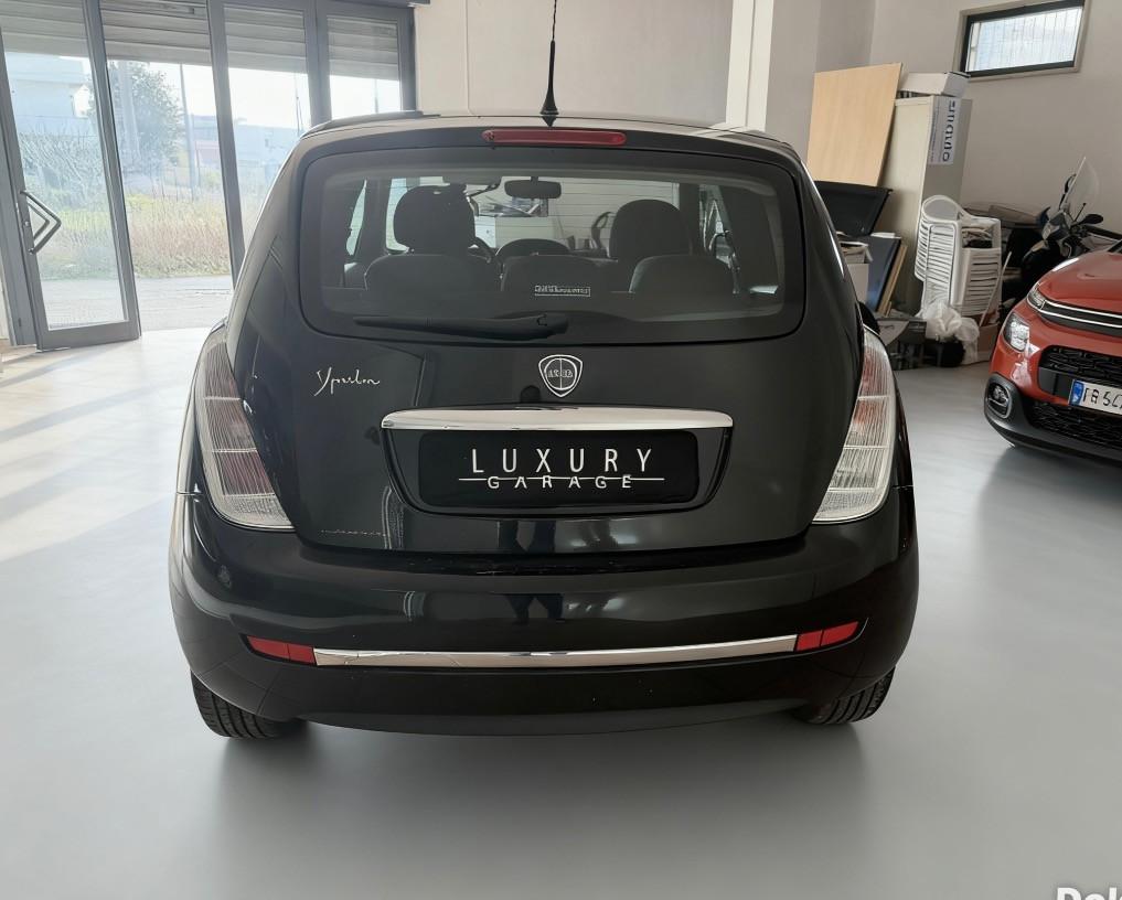 Lancia Ypsilon 3 Porte Ypsilon 1.3 mjt 16v Unyca