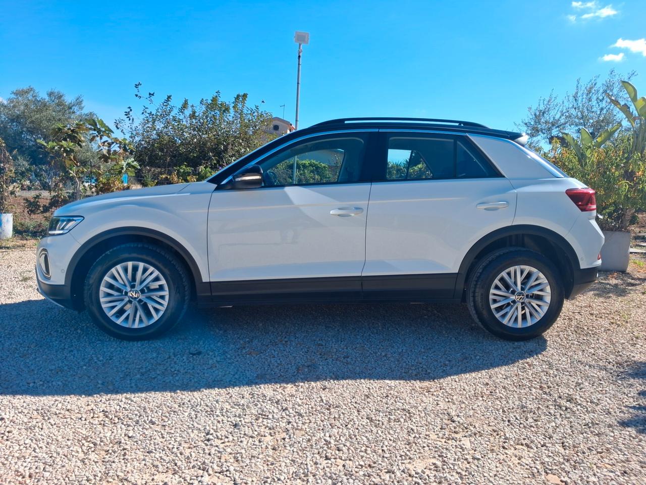 Volkswagen T-Roc 1.0 TSI Life anno 2023