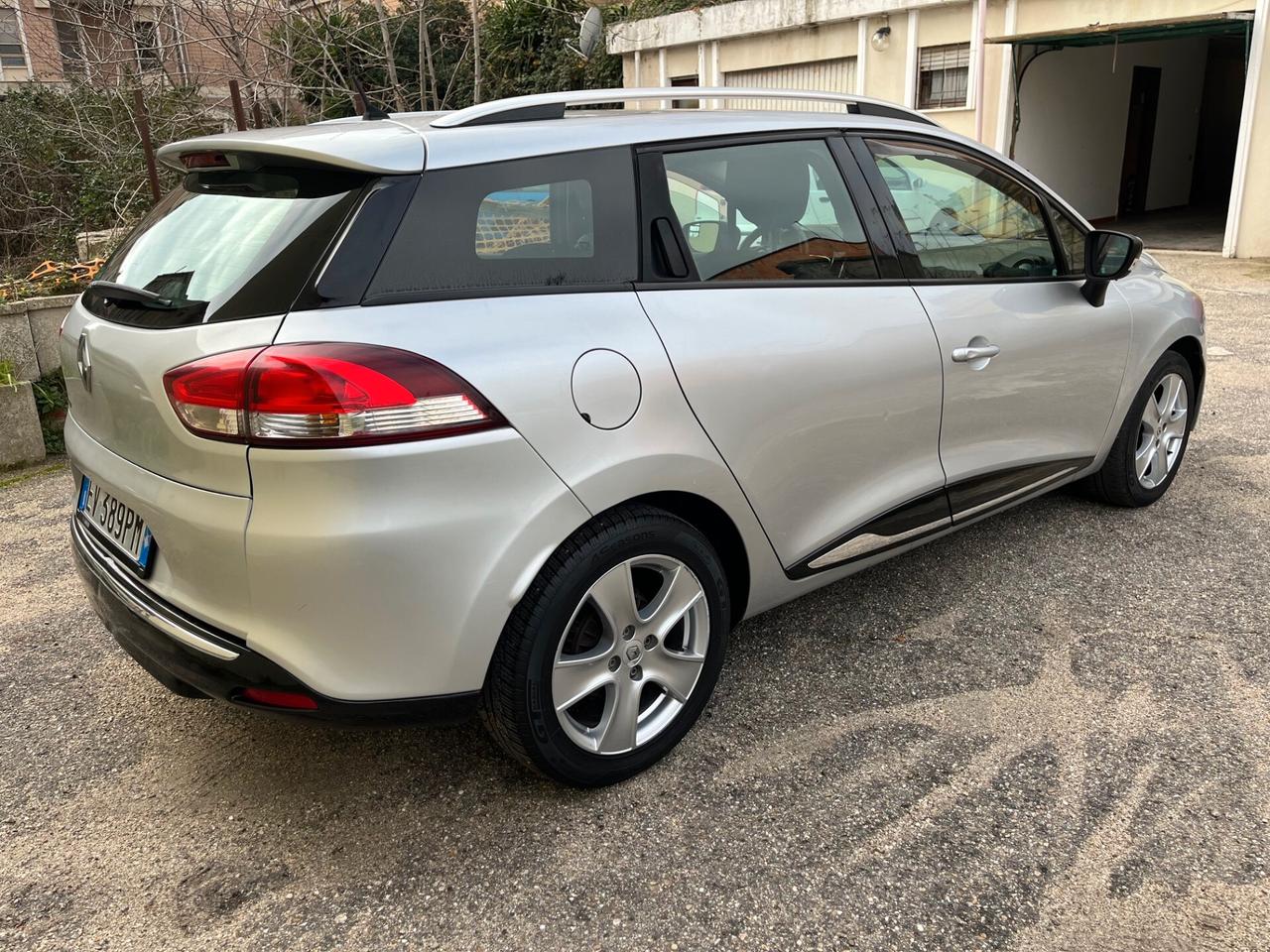 Renault Clio Sporter 1.5 dCi 8V 75CV Live