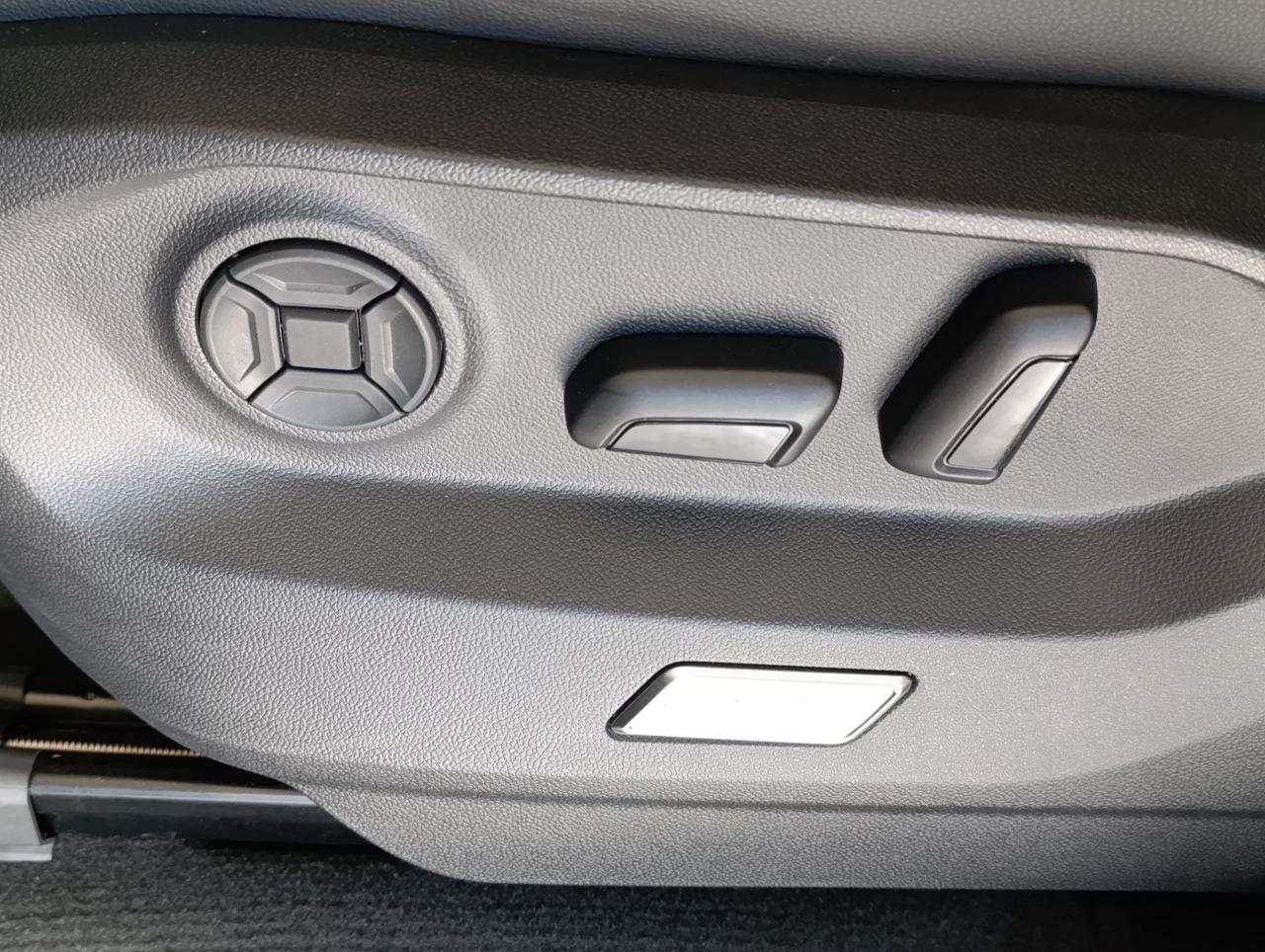 Volkswagen Touareg 3.0 V6 tdi scr Elegance 231cv auto