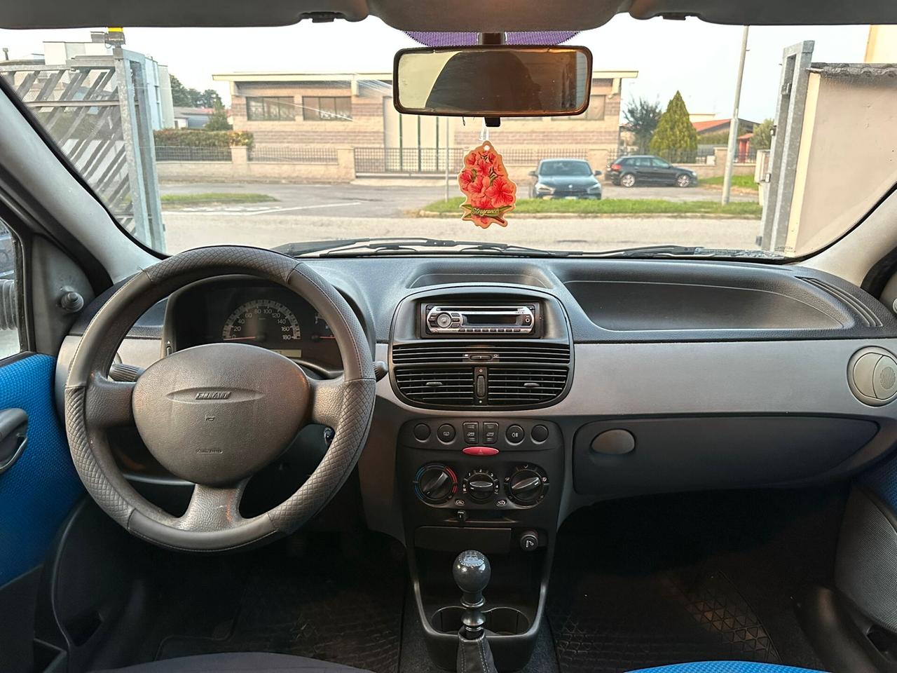 Fiat Punto 1.2i cat 5 porte