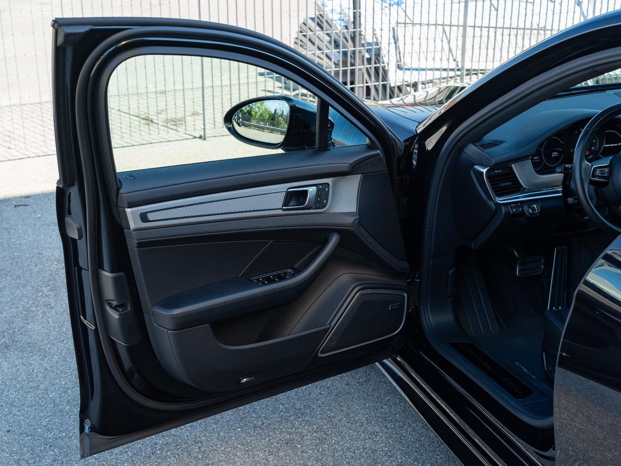 Porsche Panamera 2.9 4 E-Hybrid Sport Turismo - PLATINUM EDITION