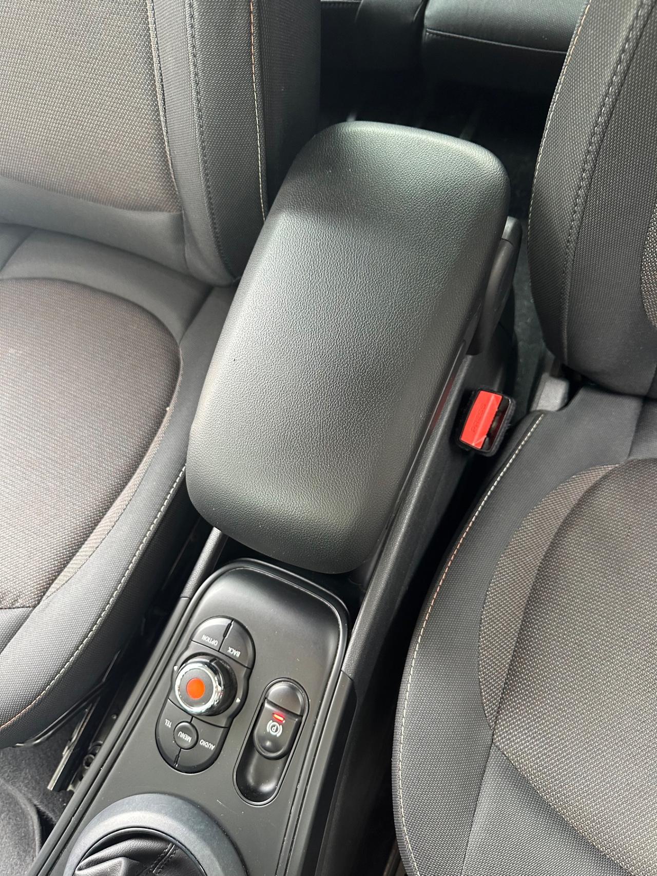 MINI Mini Countryman 1.5 One D 116cv Business