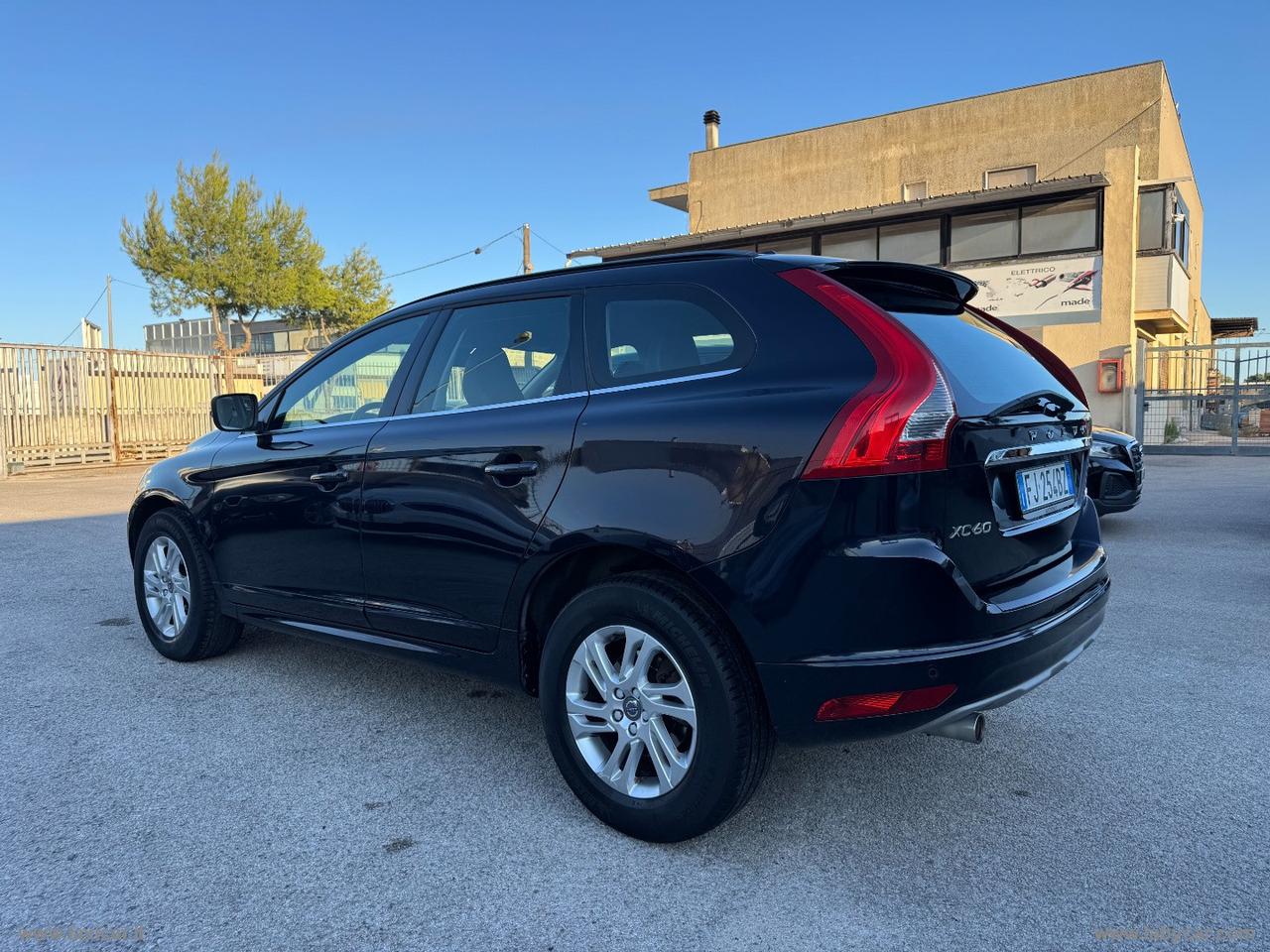 VOLVO XC60 D4 AWD Geartronic Inscription
