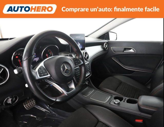 MERCEDES-BENZ CLA 200 d Automatic Premium