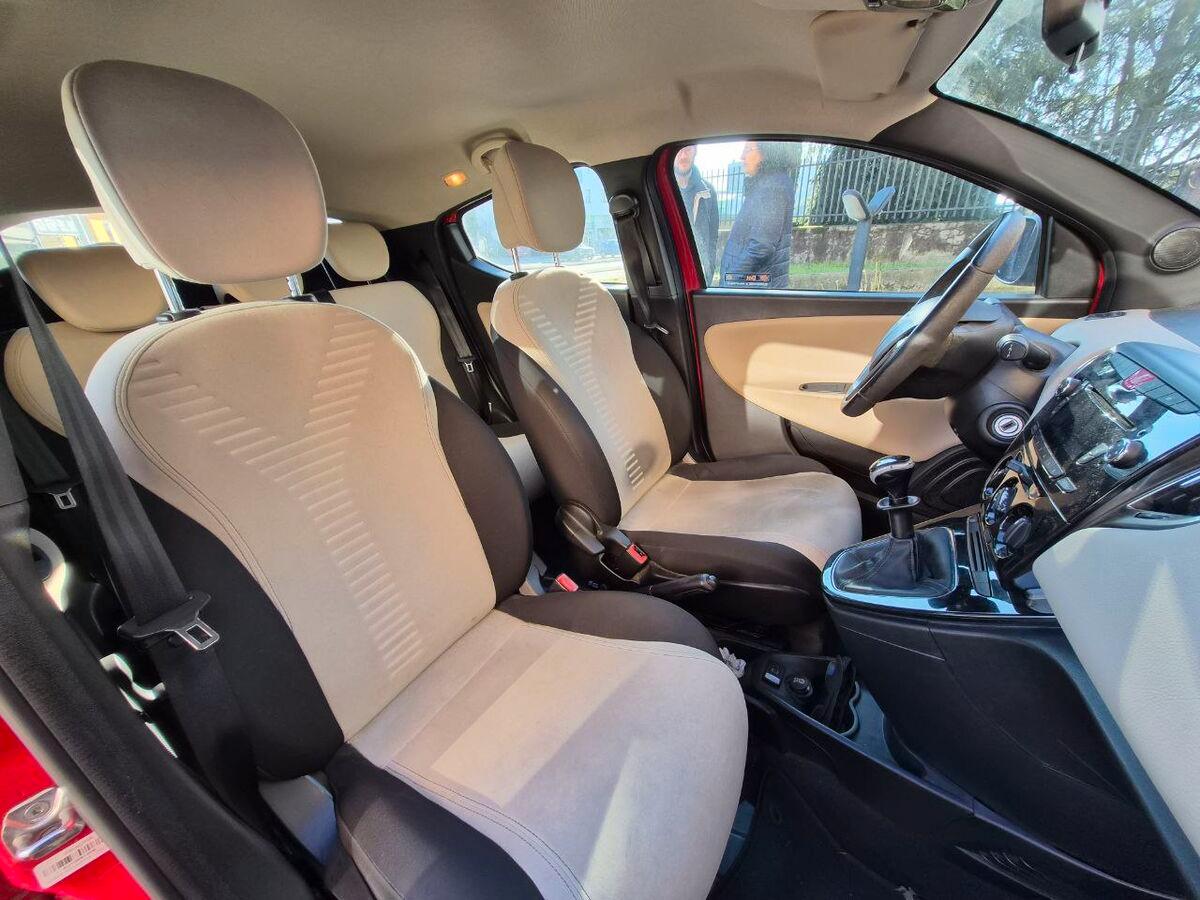 Lancia Ypsilon 1.2 8v Platinum 69cv E6