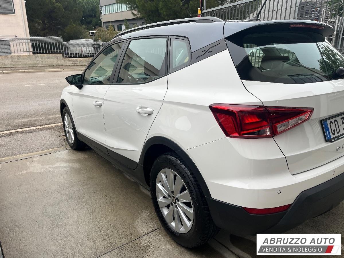 SEAT Arona 1.0 TGI 3 Disponibili