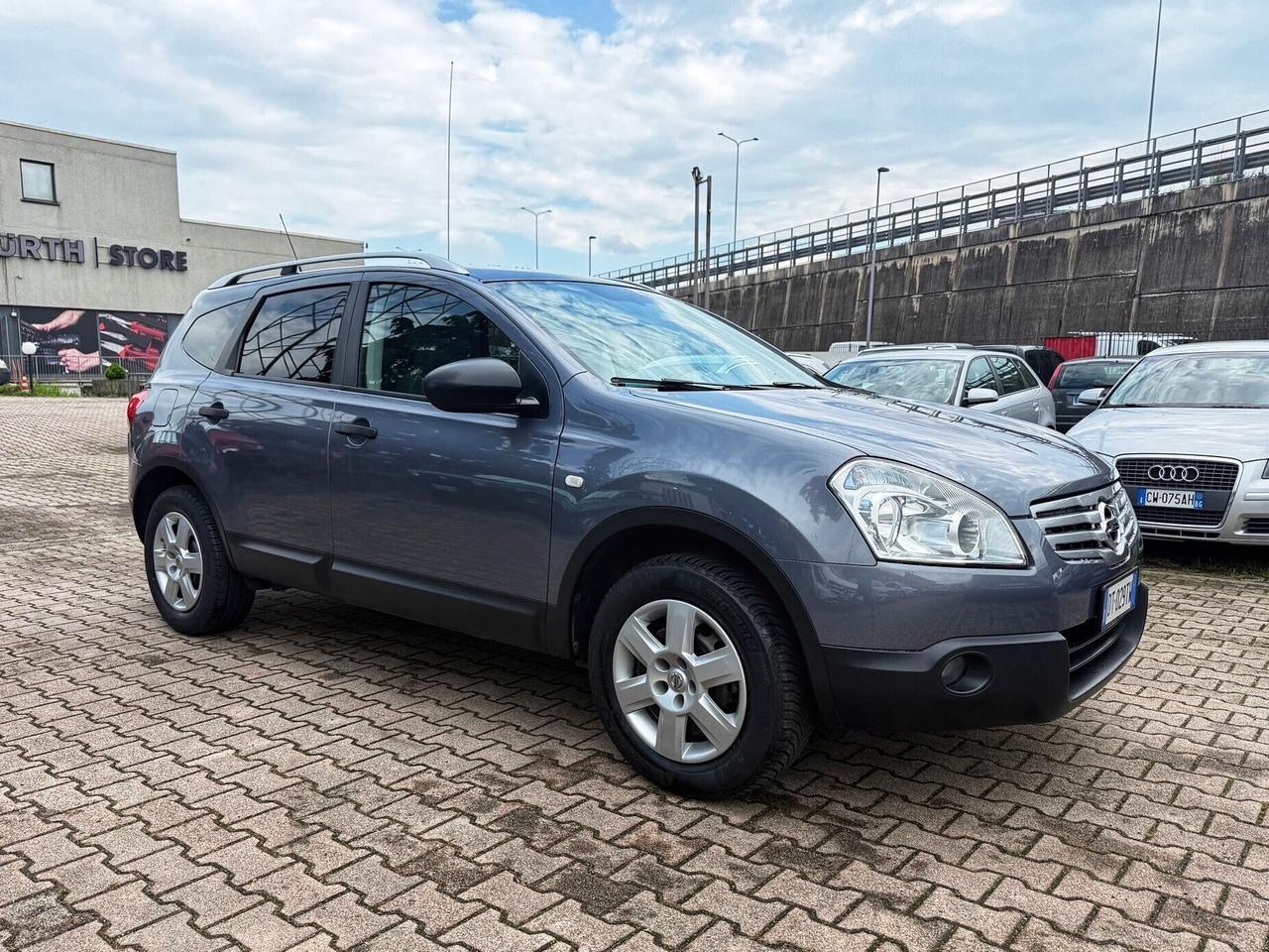 Nissan Qashqai 2 1.6 16V 7 POSTI TETTO PANORAMICO