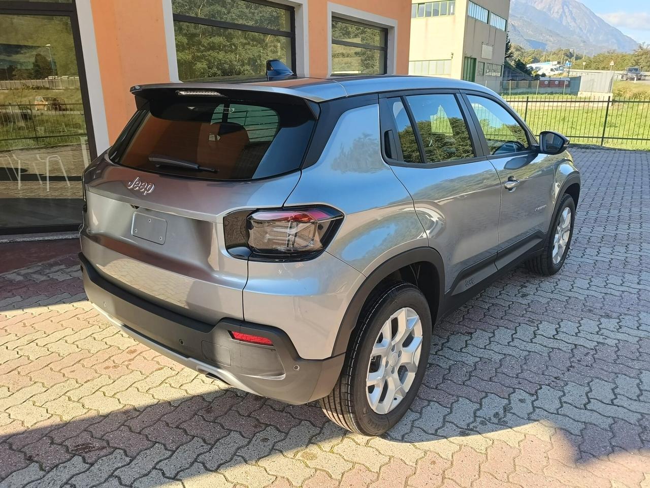 Jeep Avenger 1.2 Turbo 110 CV MHEV Altitude