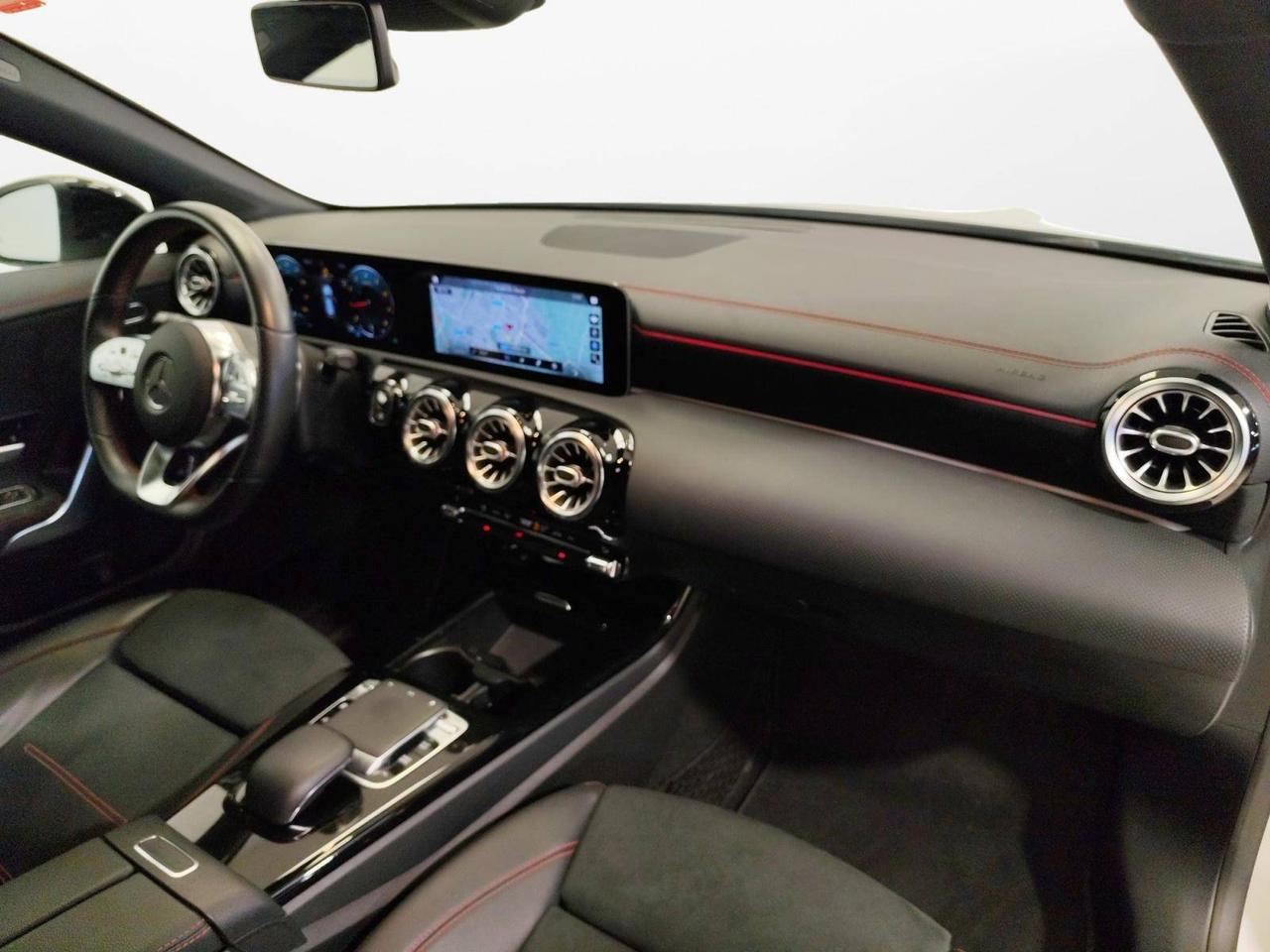 Mercedes CLA 200 Shooting Brake Premium