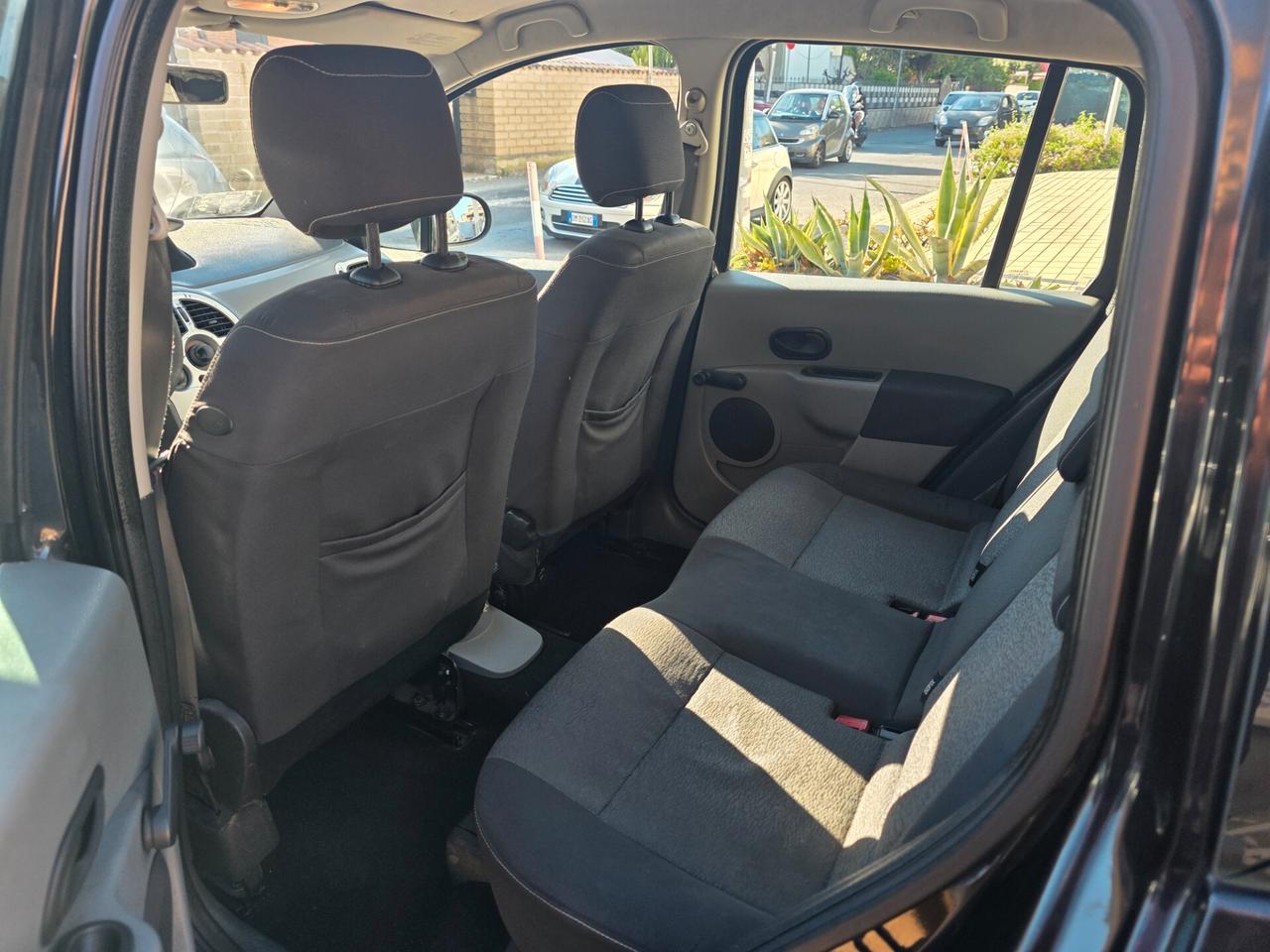 Renault Modus Grand 1.5 dCi 75CV Yahoo!