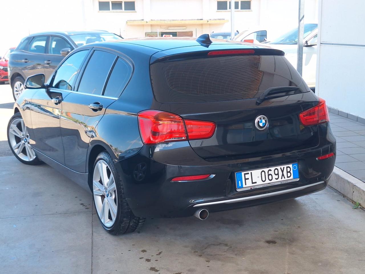 Bmw 116 116d 5p. Msport