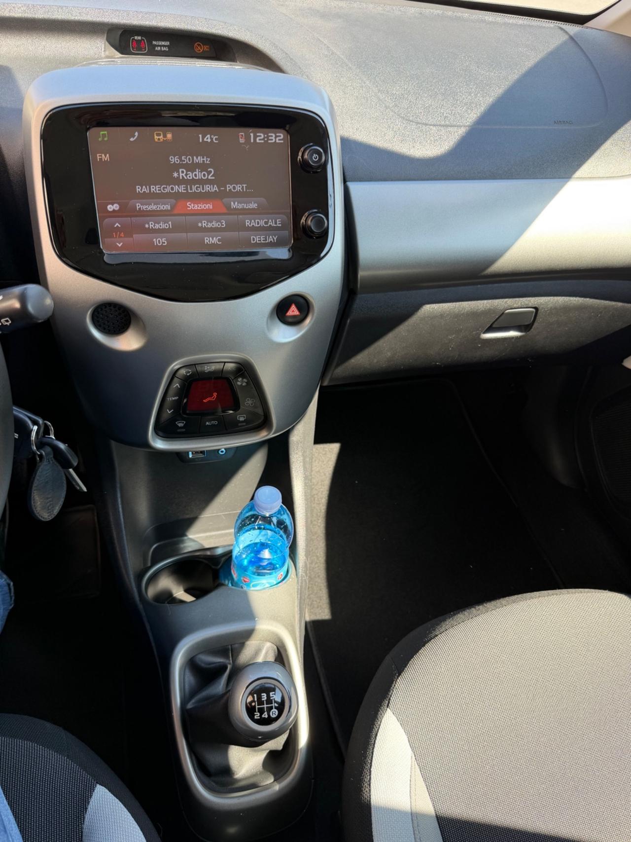 TOYOTA AYGO 1.0 NEOPATENTATI