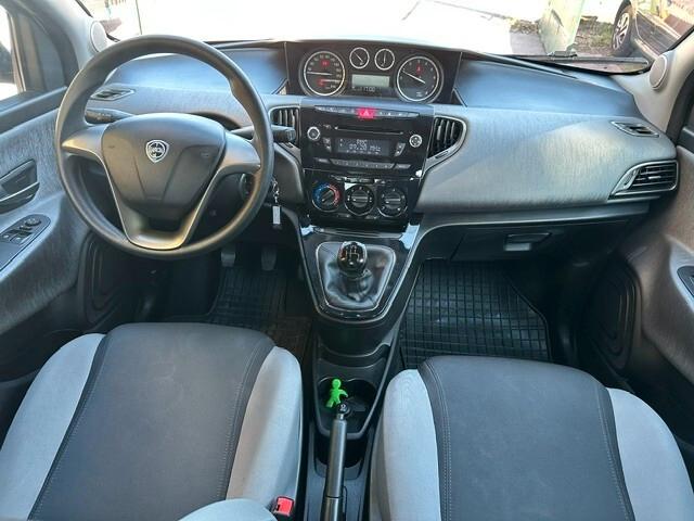 Lancia Ypsilon 0.9 TwinAir 85 CV 5 p Metano Ecochic Gold,Uniprop!!