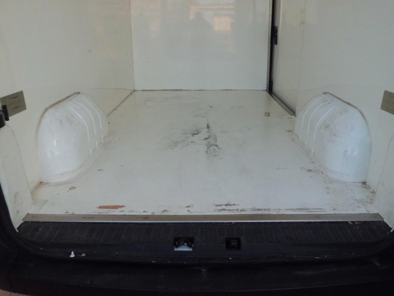 RENAULT MASTER COIBENTATO 6 MARCE 16 Q.DI PORTATA CV 125