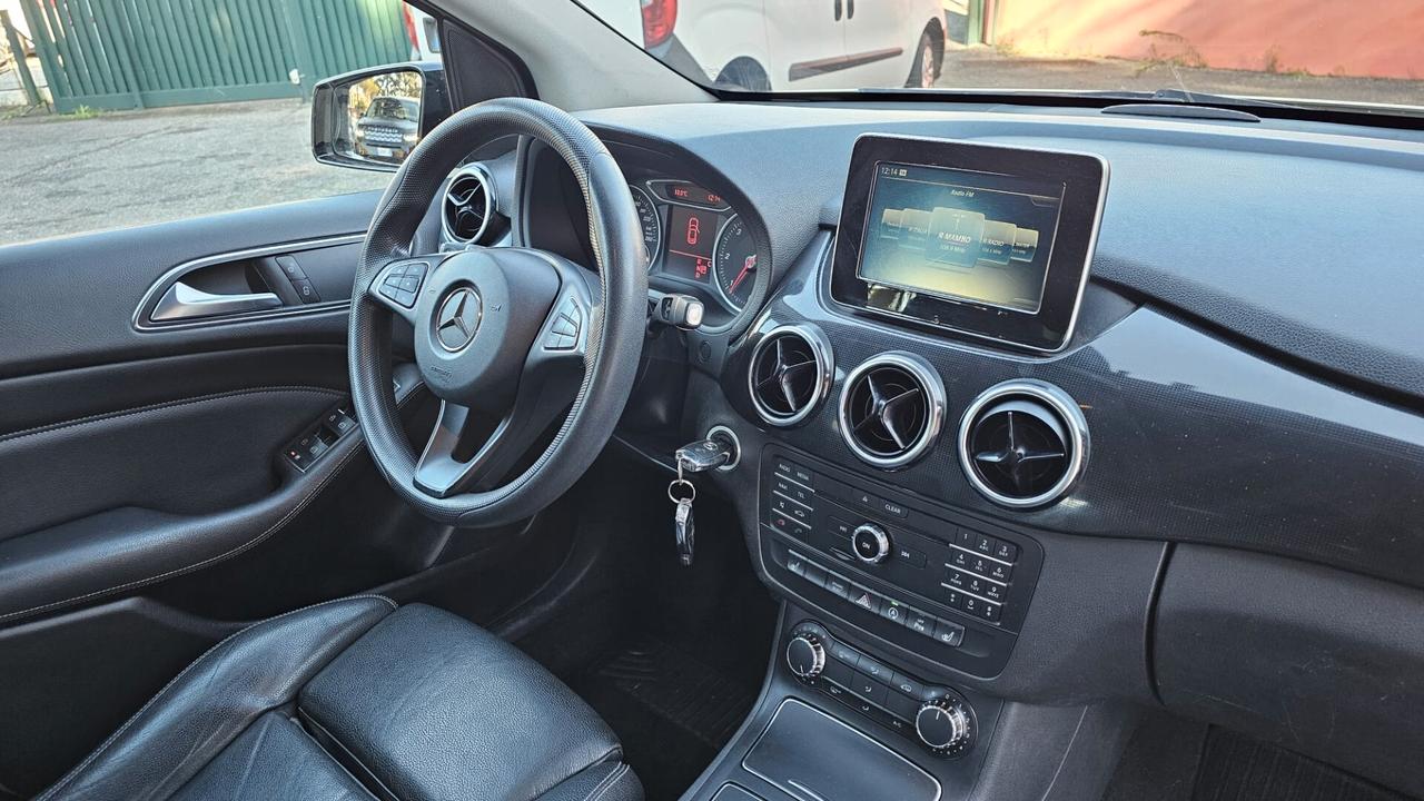 Mercedes-benz B 200 B 200 d Premium