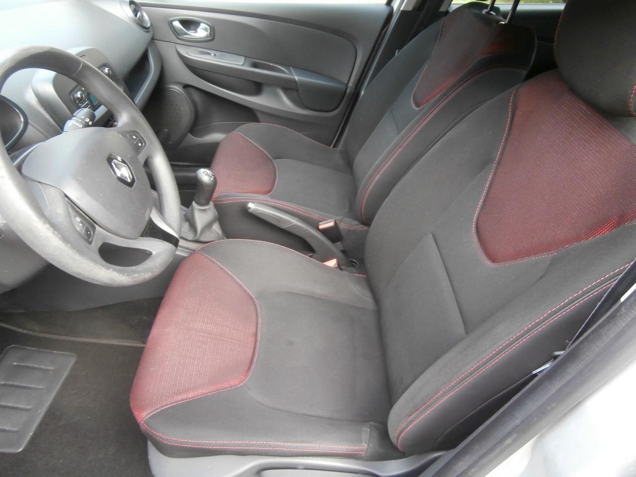 Renault Clio 1.2 75CV 5 porte Live NEOPATENTATI