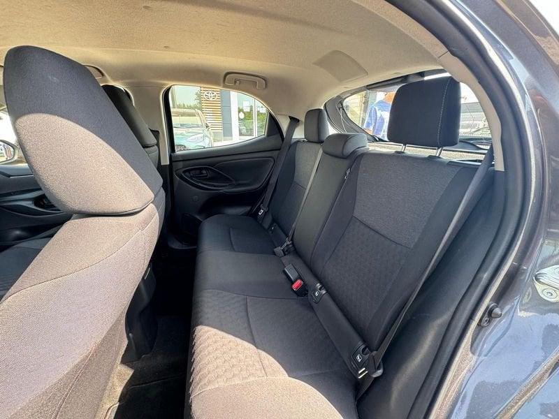 Toyota Yaris Hybrid Active MY22