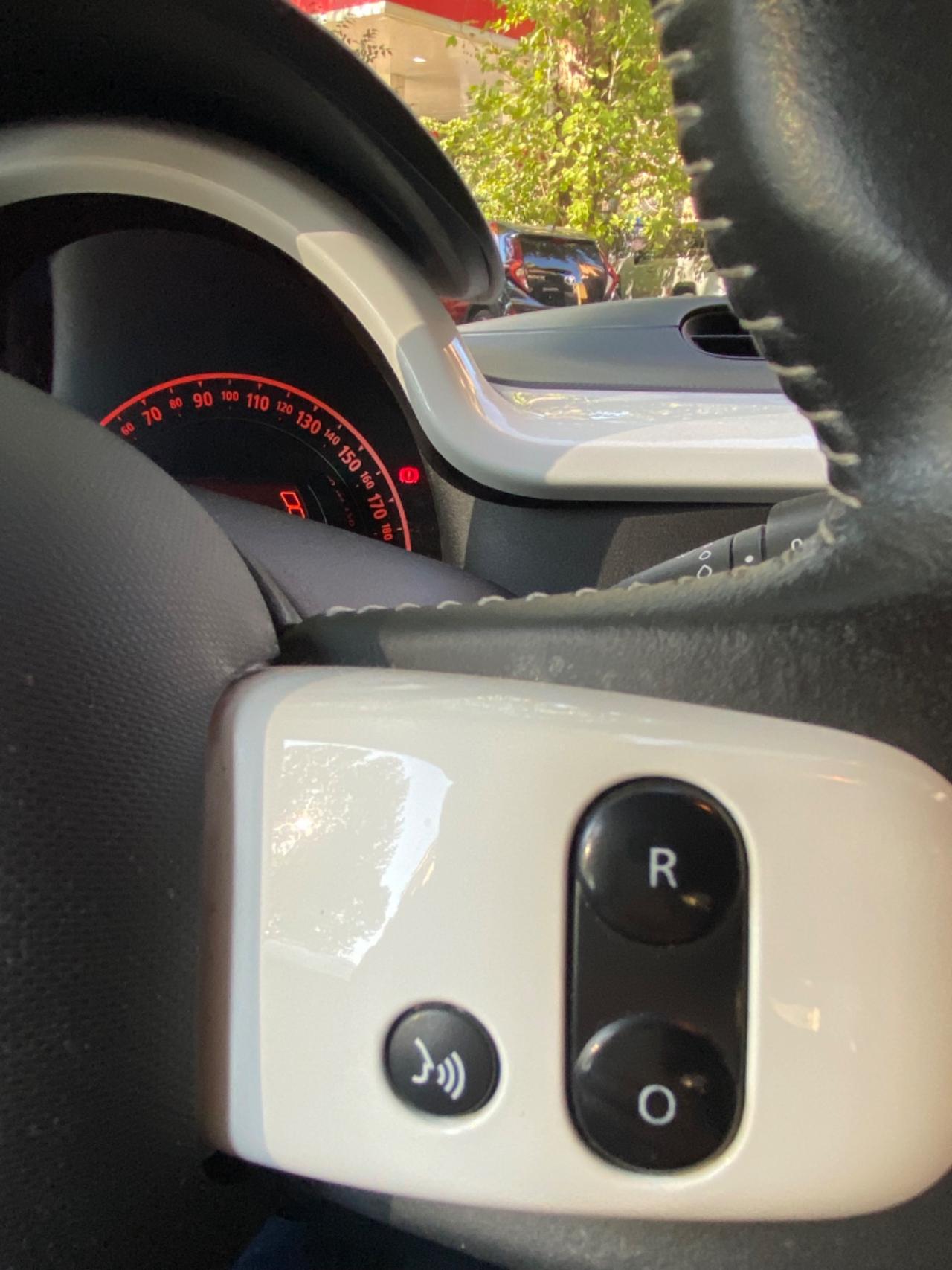 Renault Twingo 69cv LIMITED C.LEGA SENSORI FULL