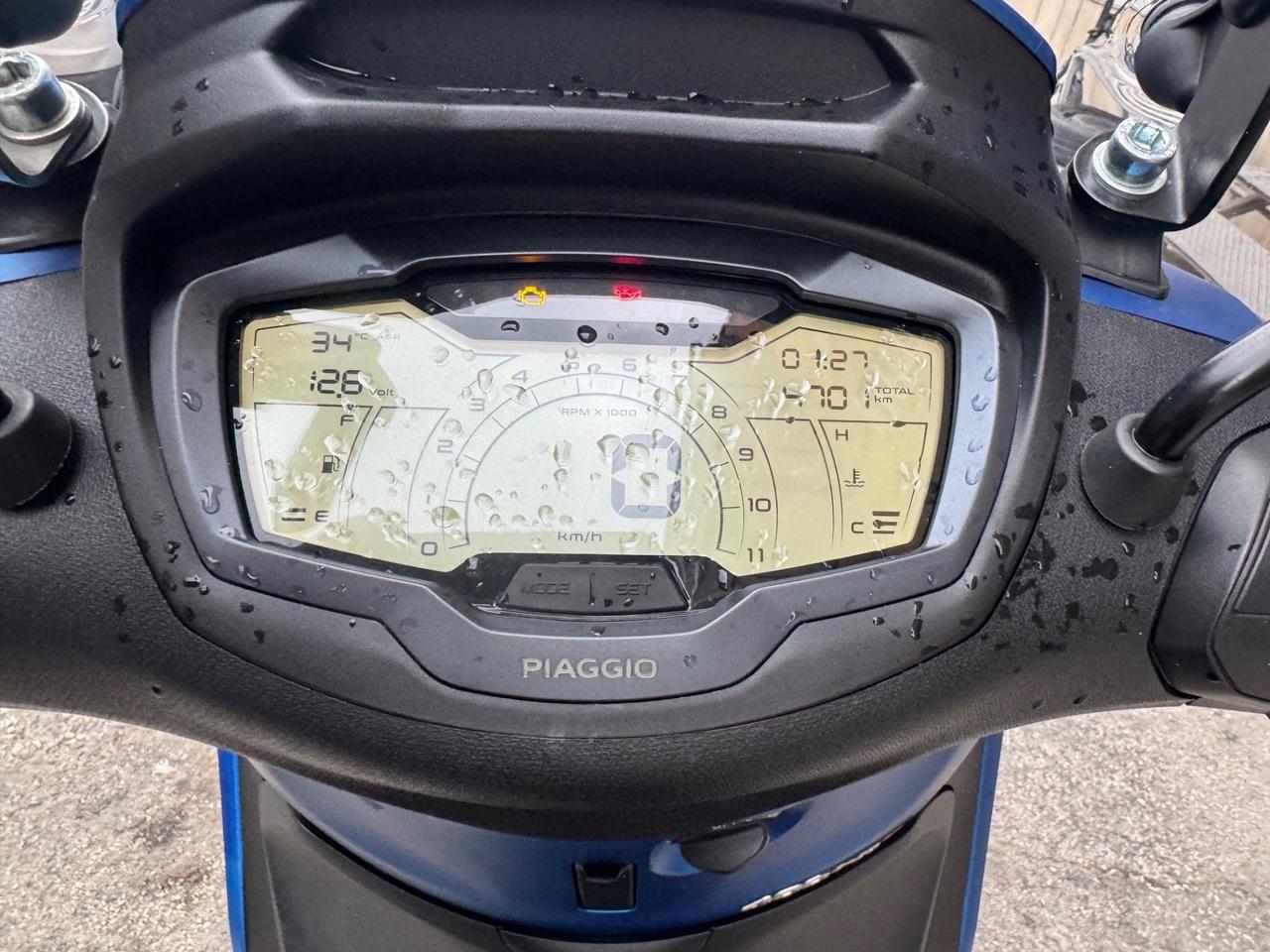 Piaggio Beverly 400 Sport
