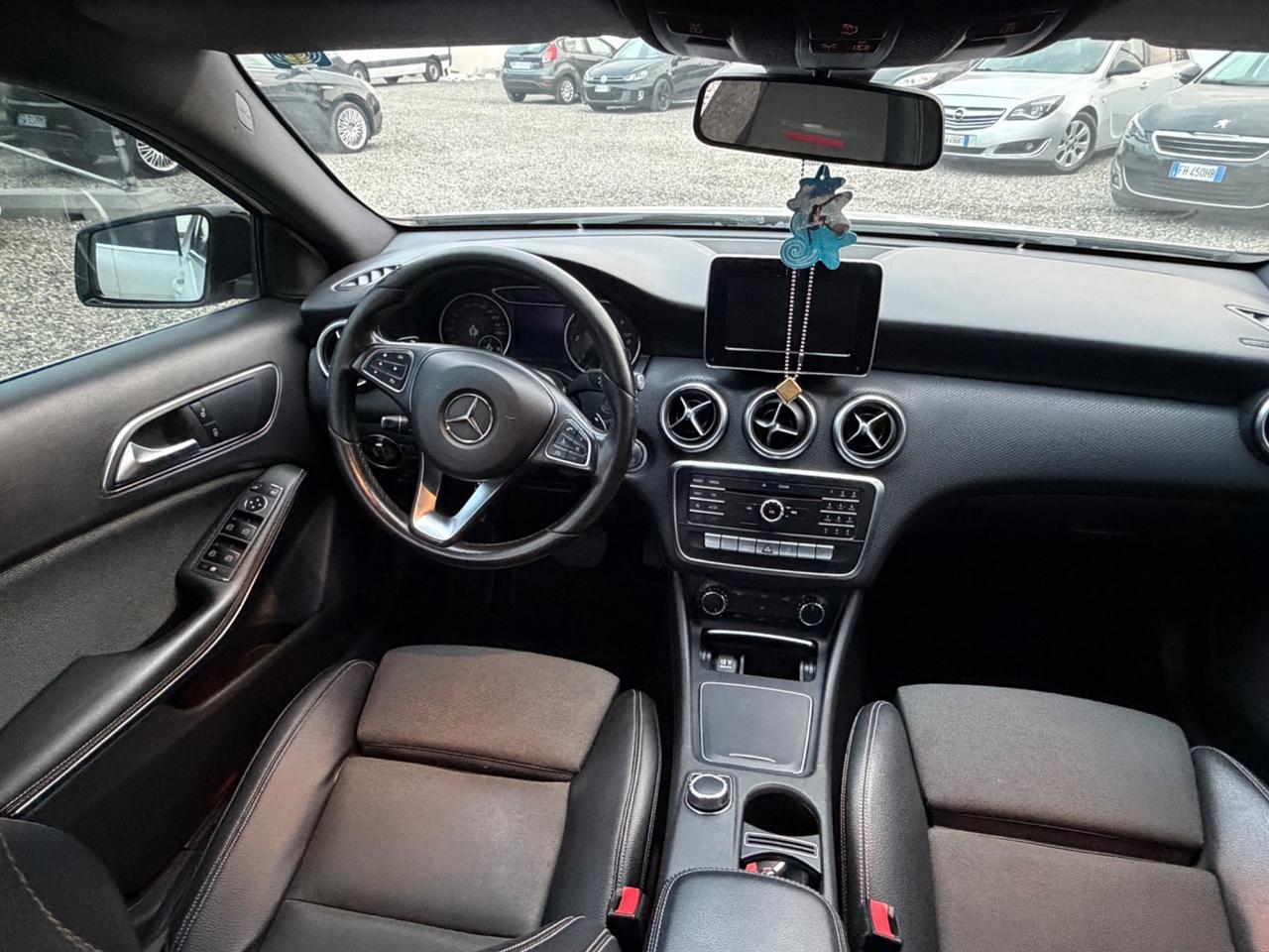 Mercedes-benz A 180 d Automatic Business