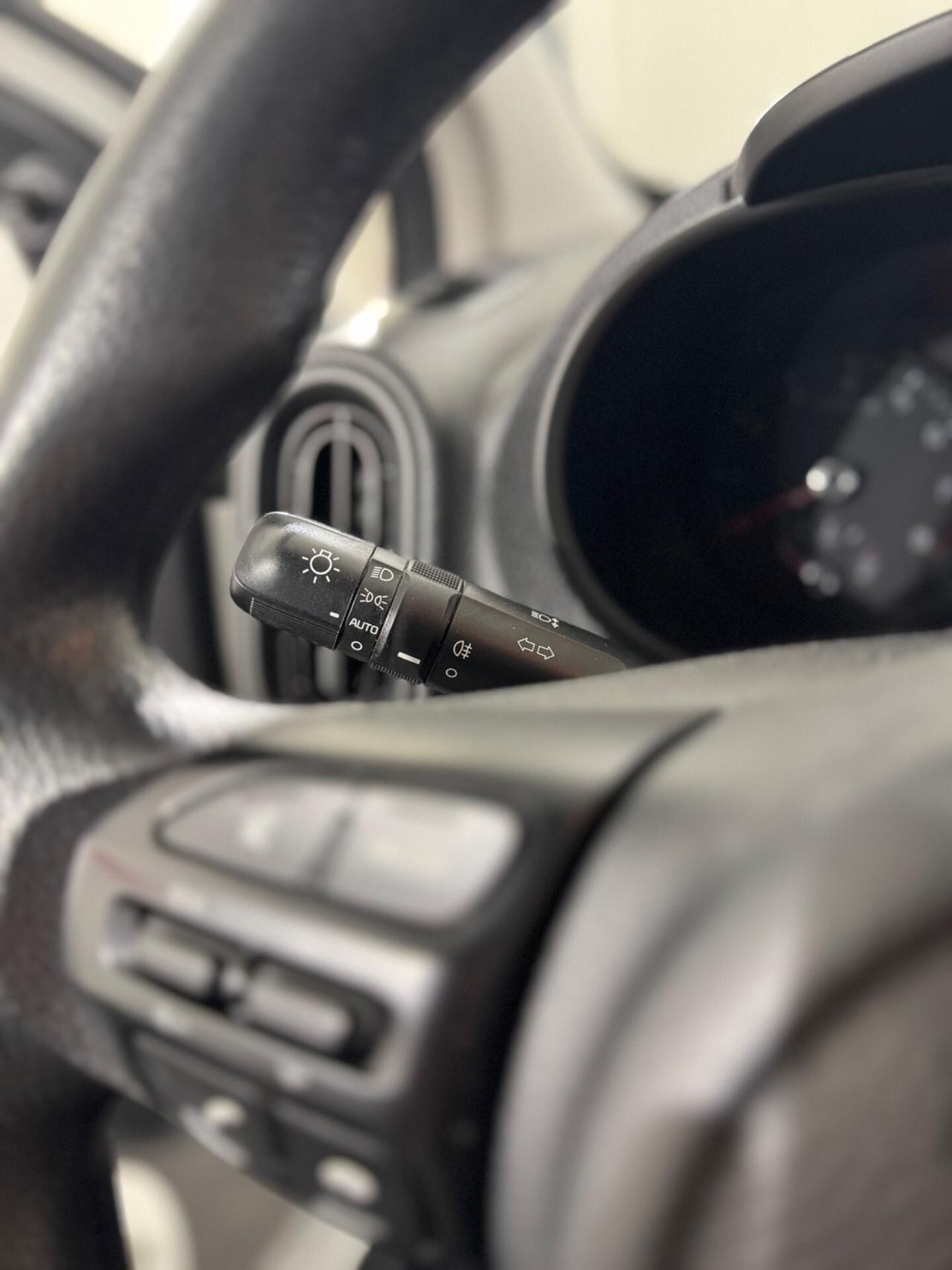 Kia Picanto 1.0 12V 5 porte X Line