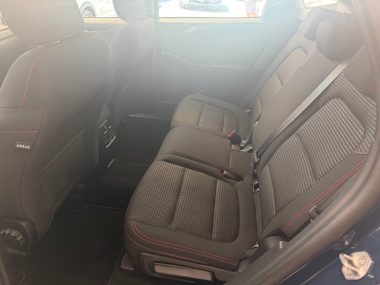 Ford Kuga 2023 2.0 120CV aut. 2WD ST-Line