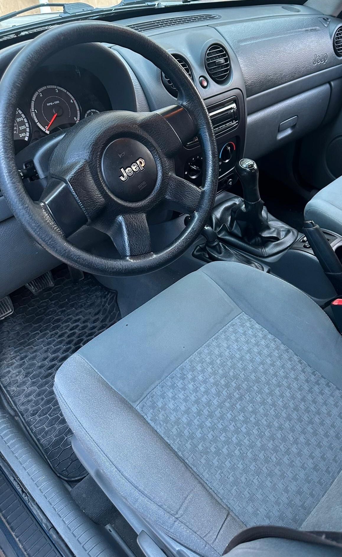 Jeep Cherokee 2.8 CRD 163 CV CAMBIO MANUALE