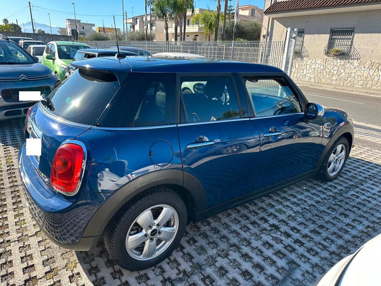 Mini Mini 1.5 One D 5 P. 2016