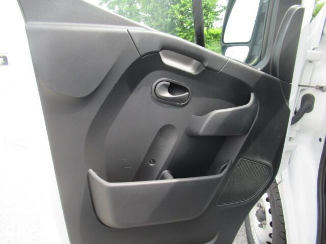 Nissan Interstar 2.3 dCi 135cv P.M.T.M. (L2H2)
