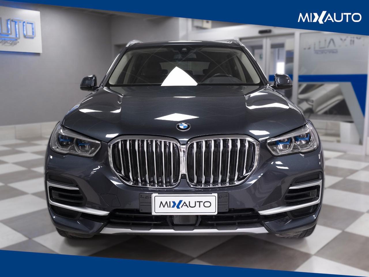 BMW X5 xDrive30d MHEV 48V xLine Auto