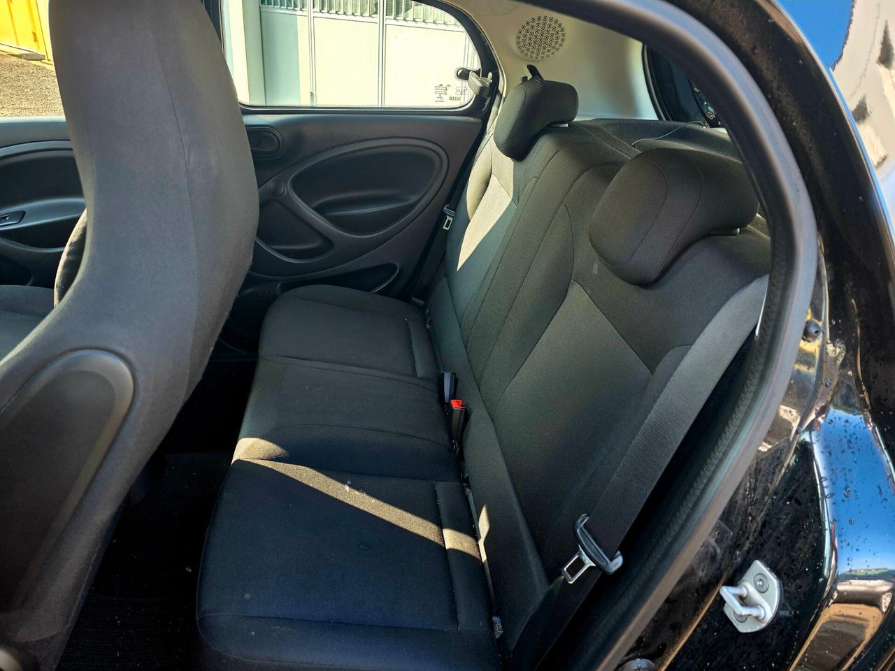 Smart ForFour 70 1.0 clima stereo cerchi finanziamenti