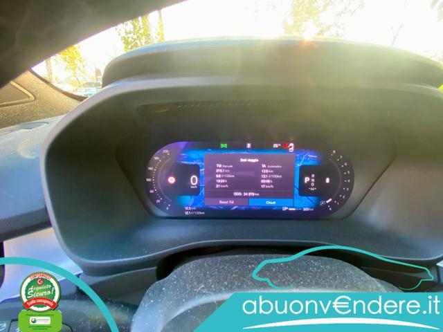VOLVO XC40 B3 automatico Core