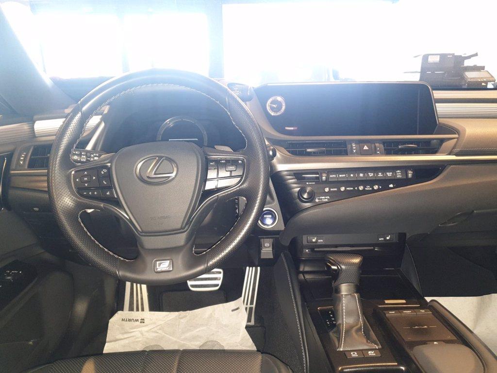 LEXUS Es 300h 2.5 executive cvt del 2020