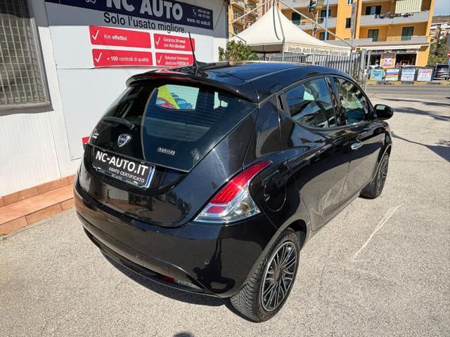 LANCIA Ypsilon 1.0 FireFly 5 porte S&S Hybrid Ecochic Gold