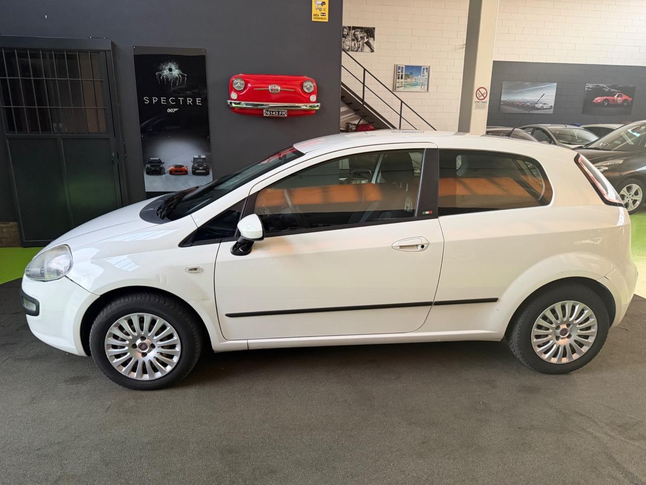 Fiat Punto Evo 1.2 3porte MyLife 69cv NEOPATENTATI