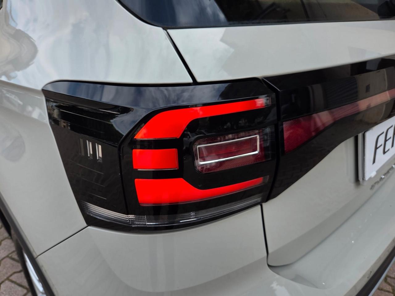 Volkswagen T-Cross 1.0 TSI STYLE BMT