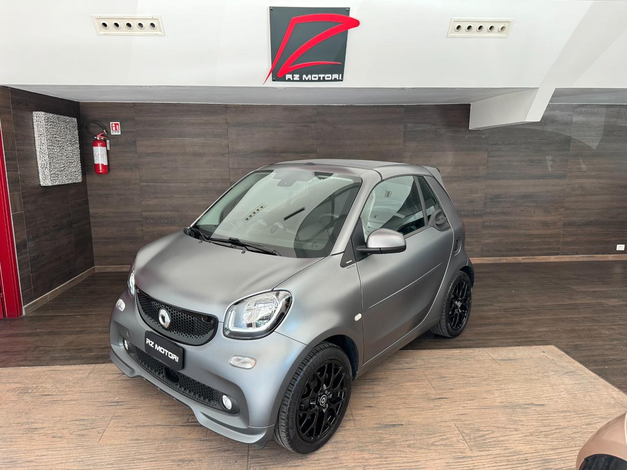 Smart ForTwo 70 1.0 twinamic cabrio Suitegrey Grey-NAVI-LED-ITALIANA-TAGLIANDI MERCEDES