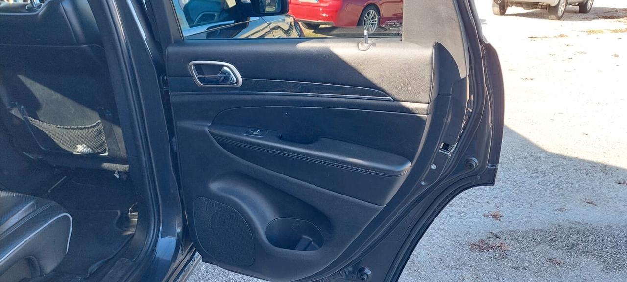 Jeep Grand Cherokee 3.0 CRD 241 CV Limited