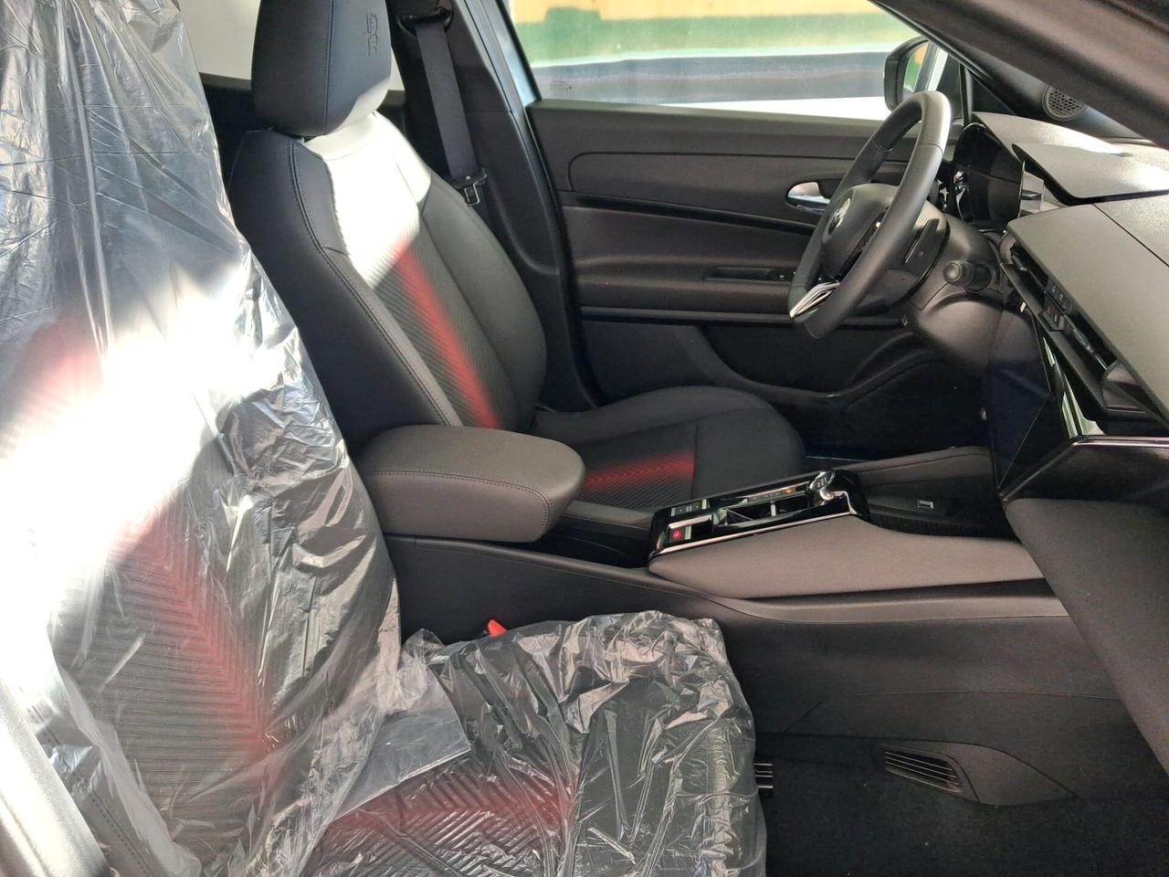 Alfa Romeo Junior 1.2 136 CV Hybrid eDCT6 Speciale