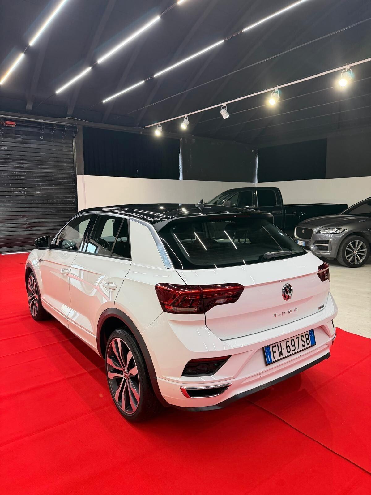 VOLKSWAGEN T-ROC RLINE