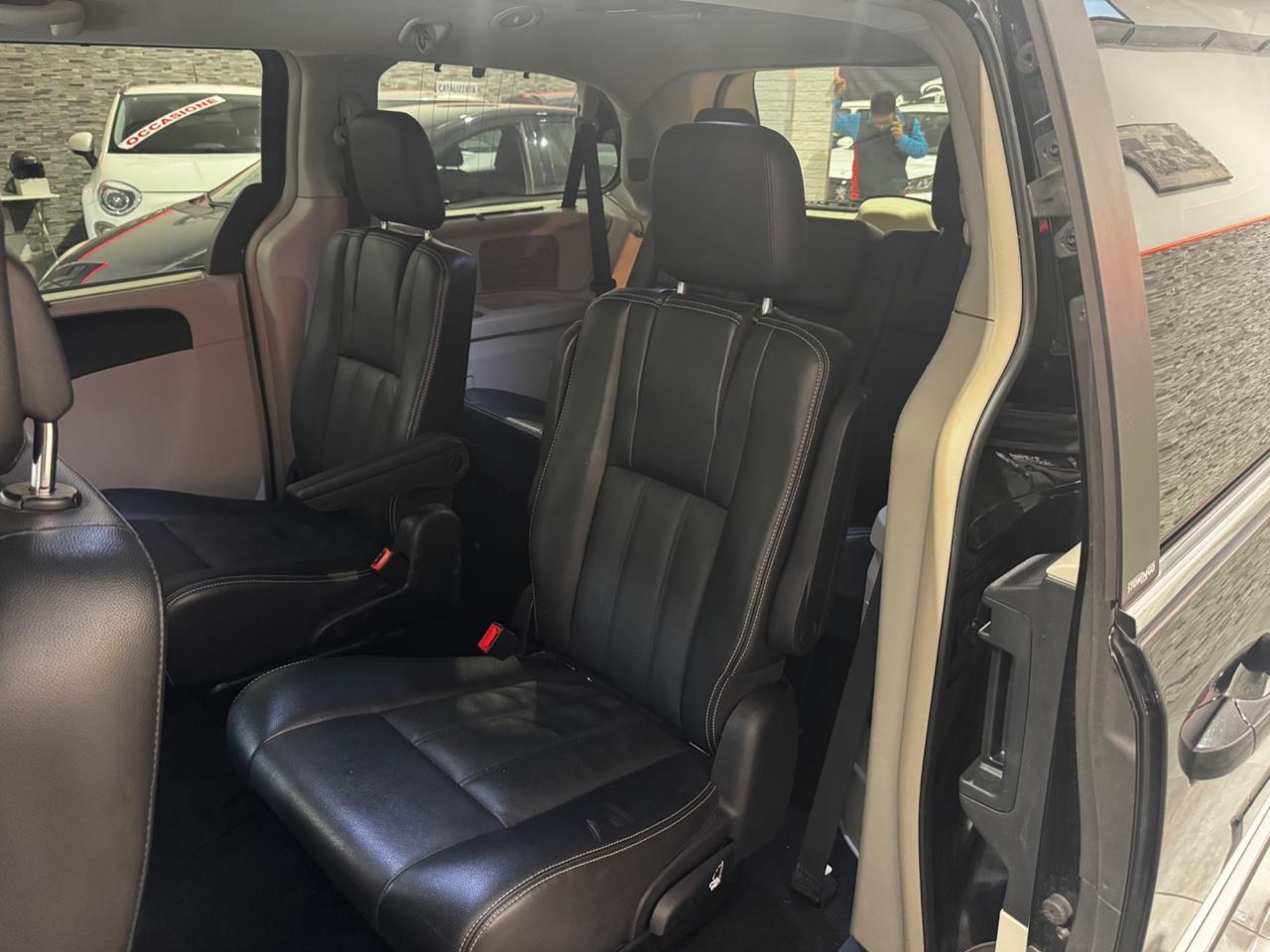 Lancia Voyager 2.8 Turbodiesel Gold 163 CV