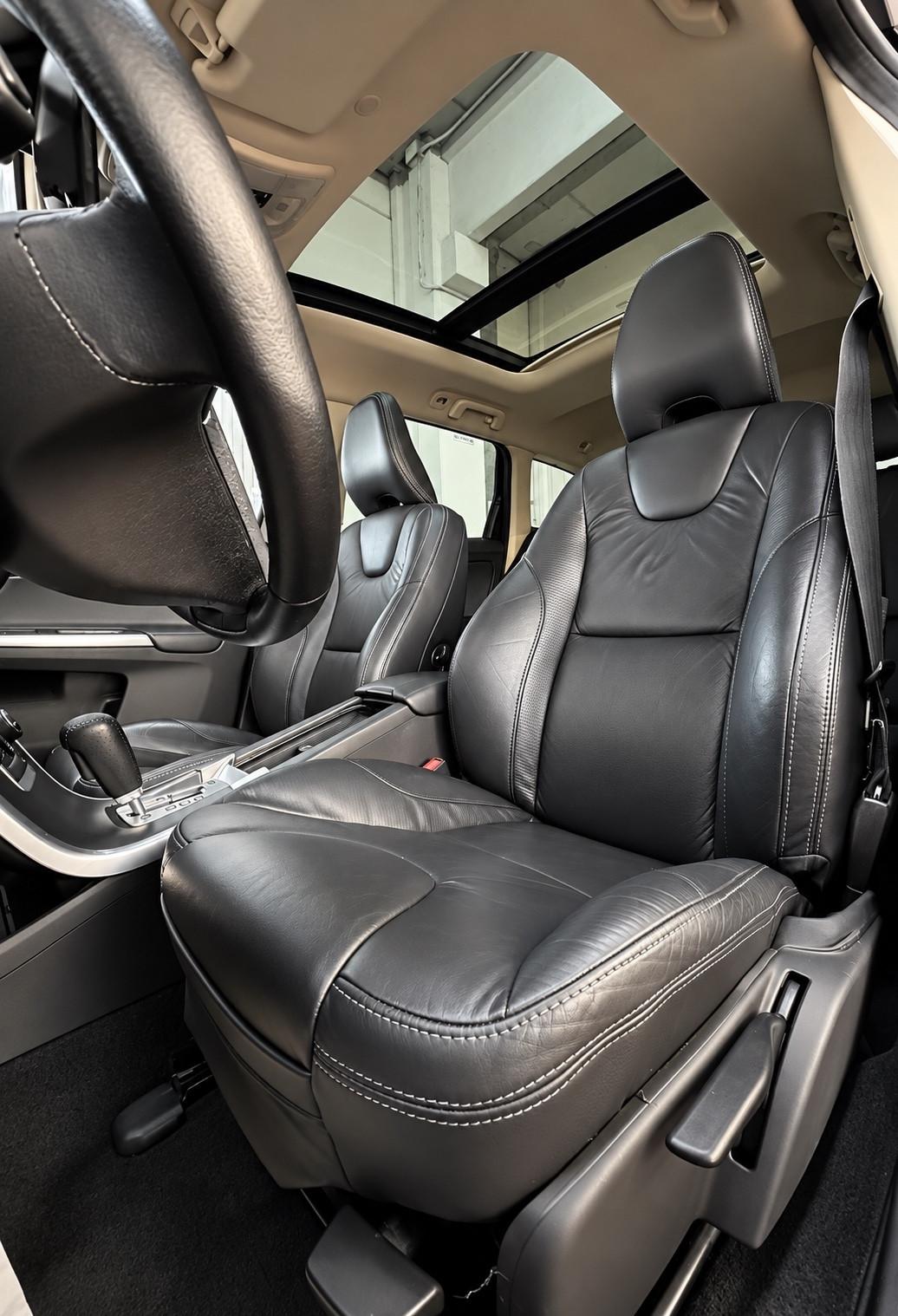 Volvo XC 60 XC60 D4 AWD Geartronic R-design