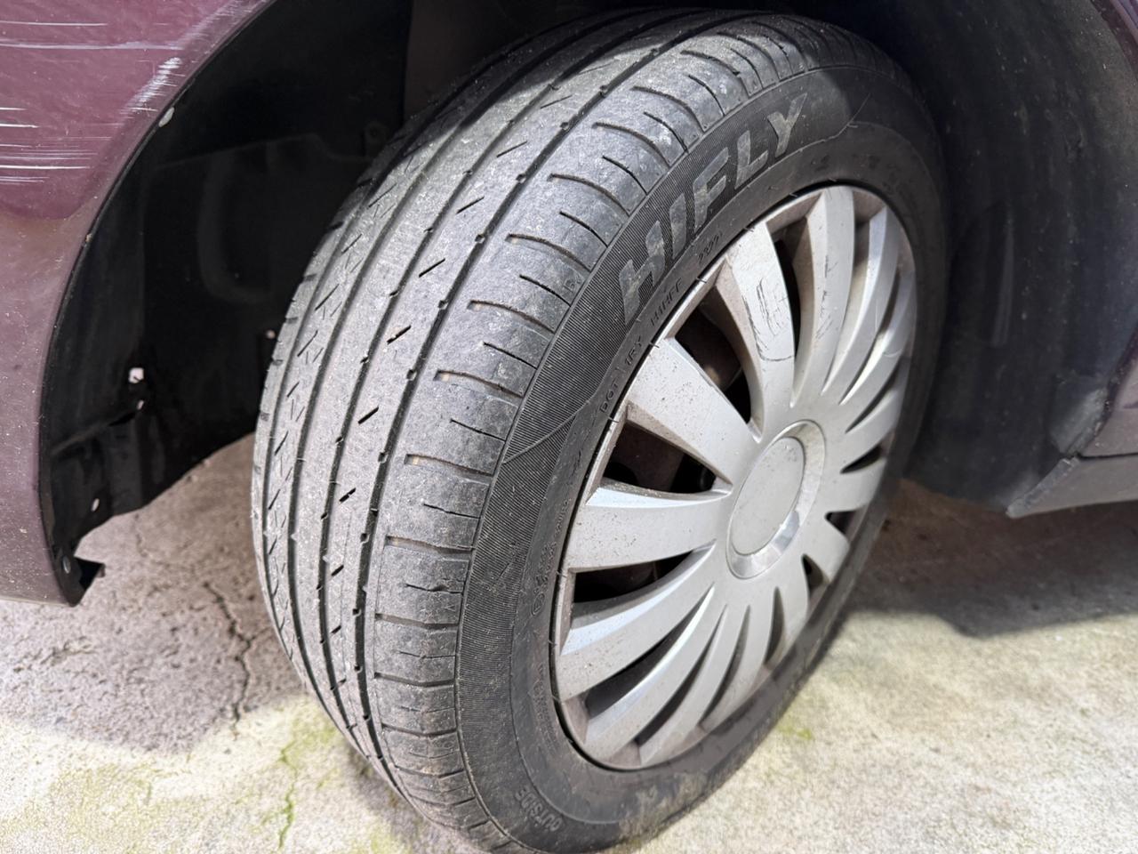 LANCIA YPSILON ECOCHIC 1.4 BENZ-GPL 2033 EURO4