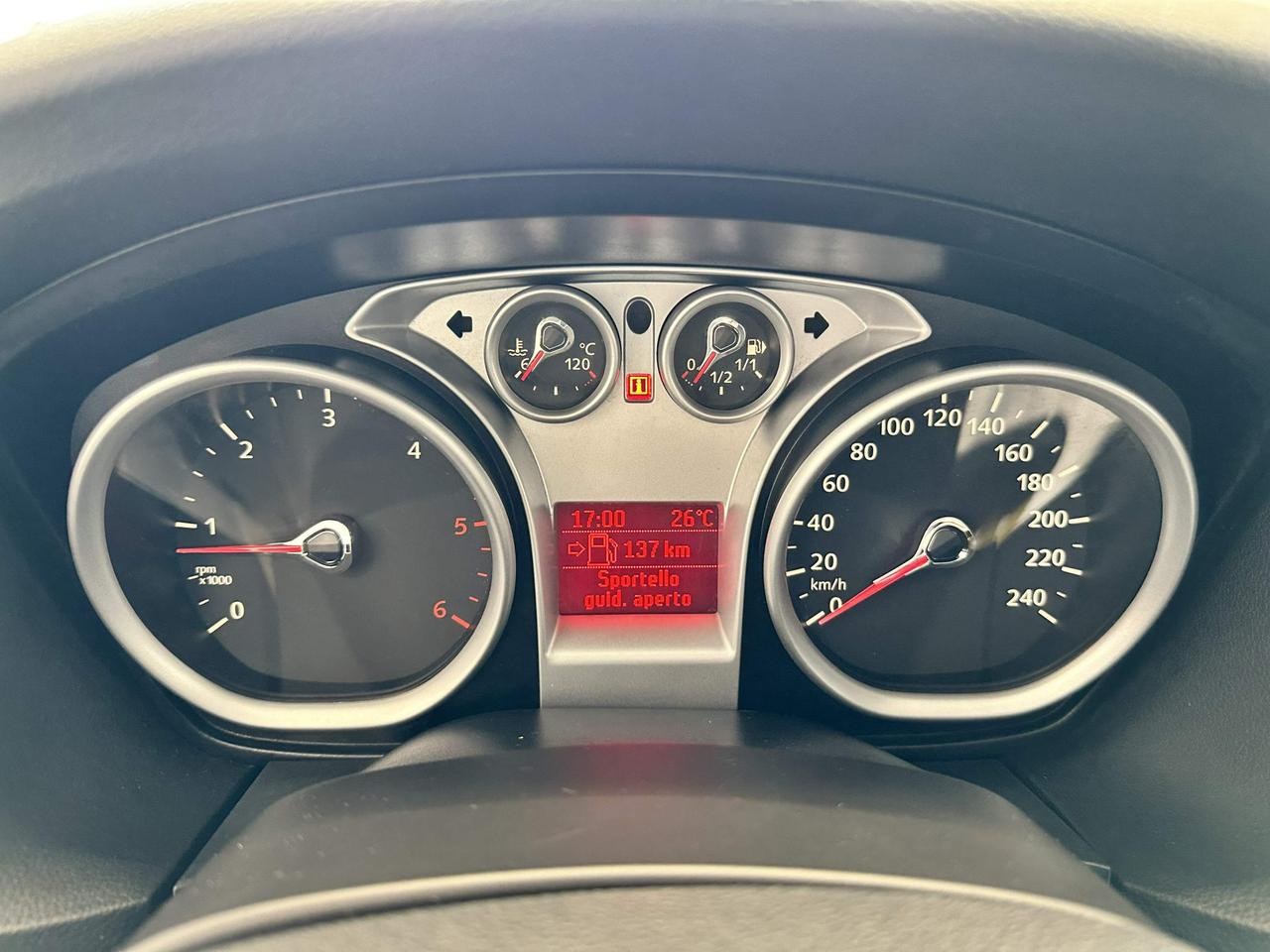 Ford Focus Style Wagon 1.6 tdci Titanium dpf