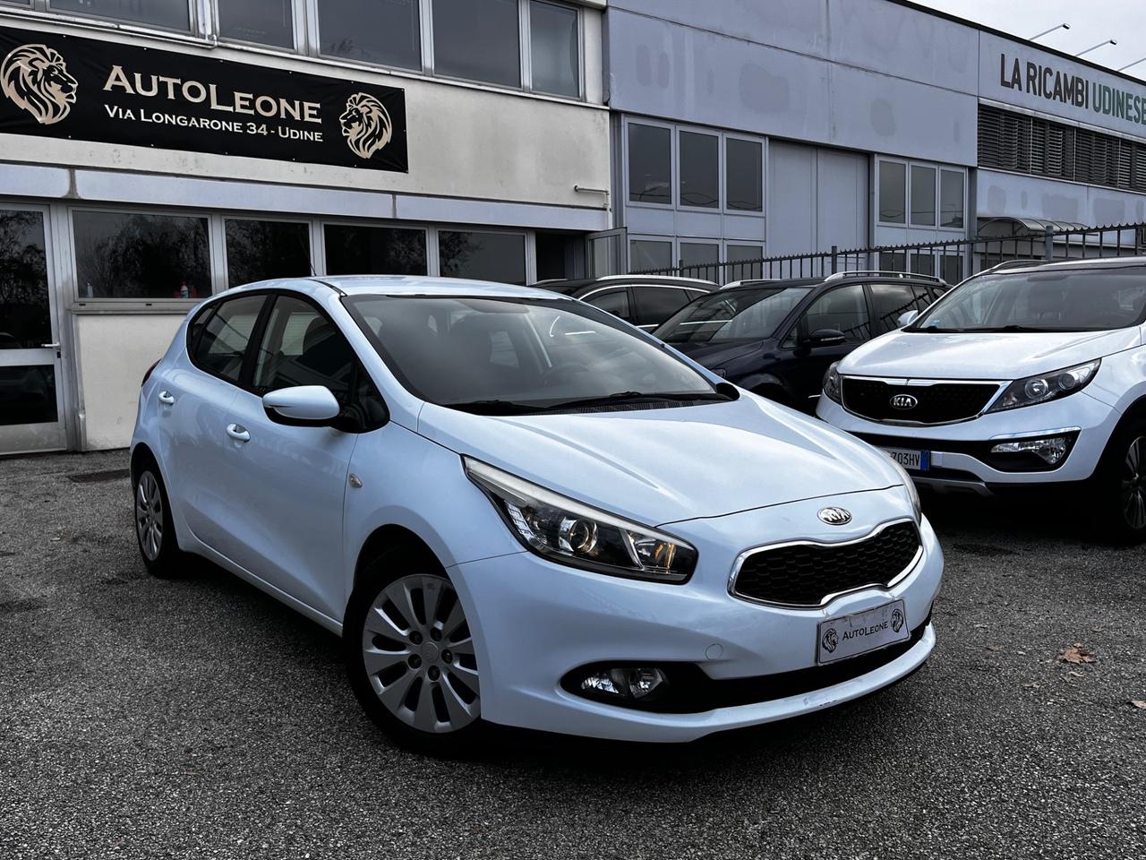 Kia Ceed cee'd 1.4 CRDi 5 porte OK NEOPATENTATI